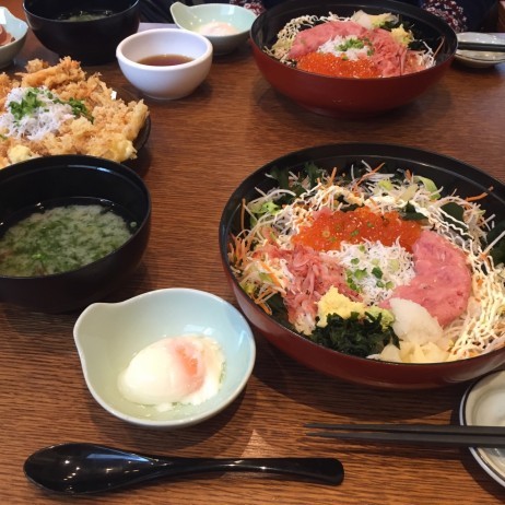 海鮮丼